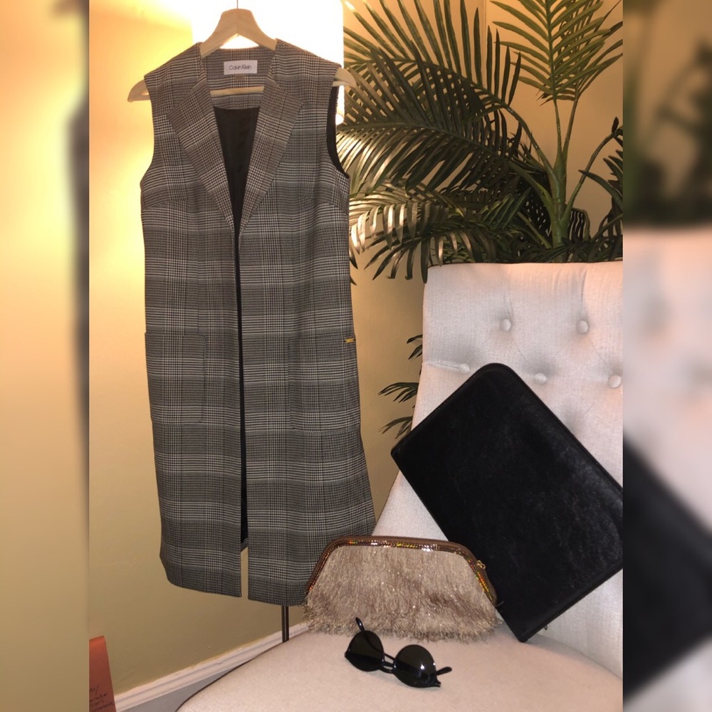 Calvin Klein - Sleeveless long jacket